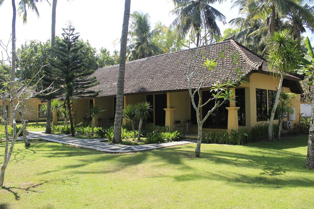 Tastura Beach Hotel Kuta  Exterior foto